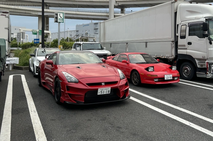 GT-R R35週末デイ・セルフドライブツアー|大黒PA 2