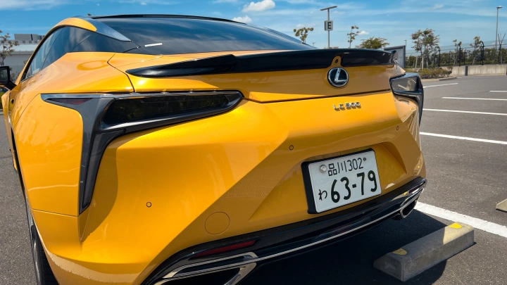 LC500 S package Tokyo JDM Rental - photo 14