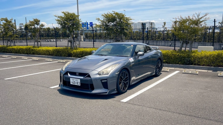 GT-R GODZILLA Tokyo JDM Rental - photo 3