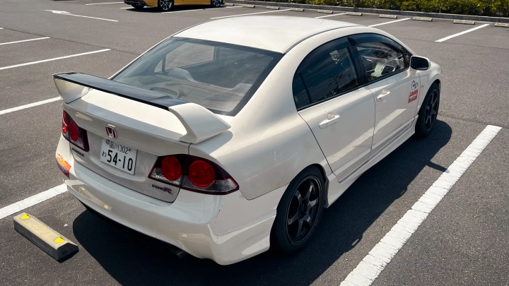 Civic Type R FD2 Tokyo JDM Rental - photo 8