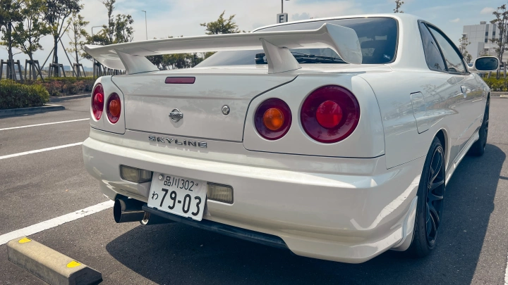 Skyline ER34 Coupe Pearl White Tokyo JDM Rental - photo 12