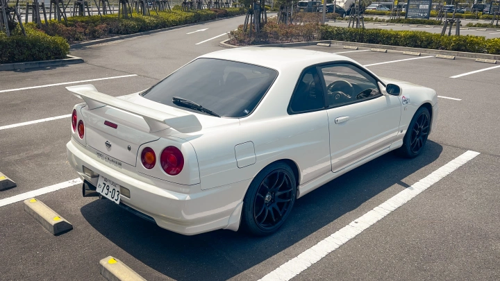 Skyline ER34 Coupe Pearl White Tokyo JDM Rental - photo 7
