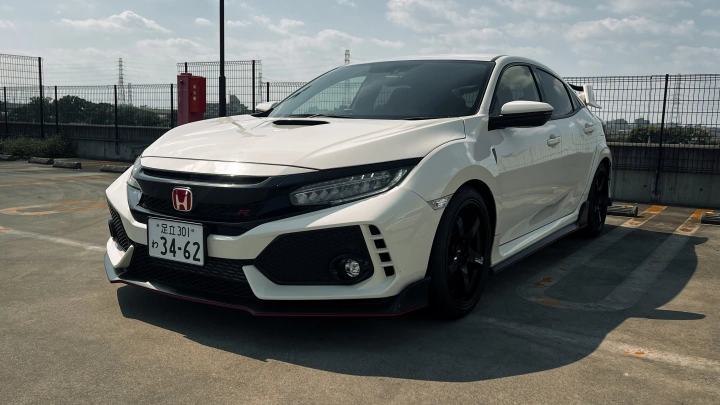 Civic Type R FK8 Tokyo JDM Rental - photo 12