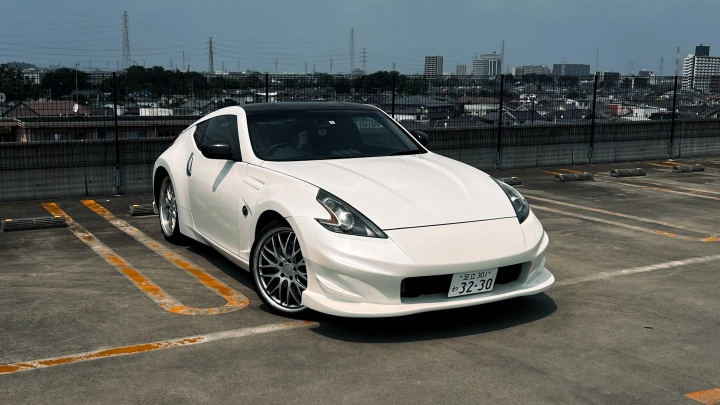 370Z Hakutaku Tokyo JDM Rental - photo 1