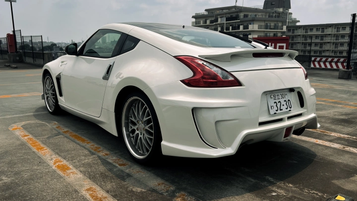 370Z Hakutaku Tokyo JDM Rental - photo 13