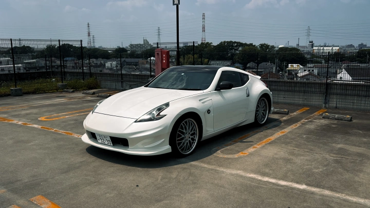 370Z Hakutaku Tokyo JDM Rental - photo 3