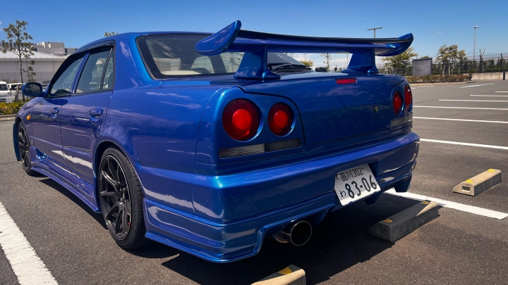 Nissan Skyline R34 HR34 Sedan Bayside Blue No. 3 Tokyo JDM Rental - photo 10