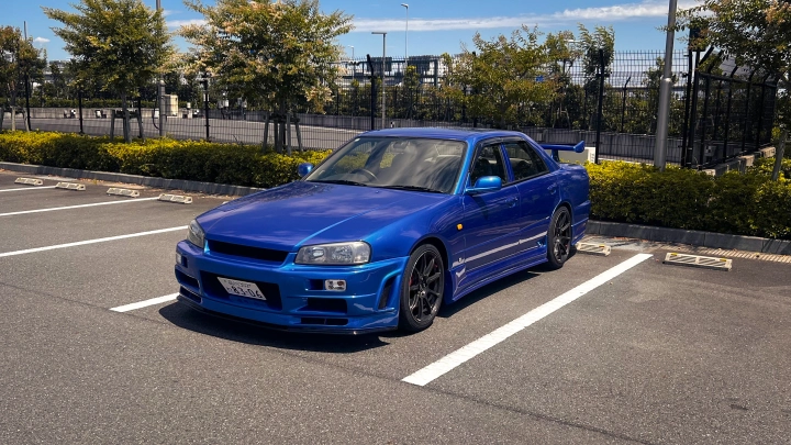 Nissan Skyline R34 HR34 Sedan Bayside Blue No. 3 Tokyo JDM Rental - photo 3
