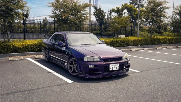 Nissan Skyline R34 HR34 Sedan Midnight Purple Tokyo JDM Rental - photo 1