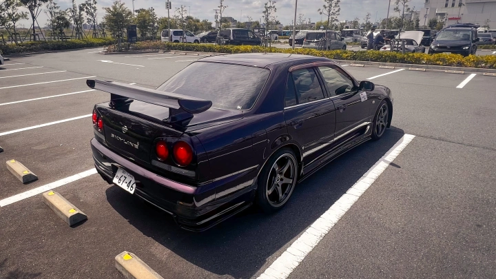 Nissan Skyline R34 HR34 Sedan Midnight Purple Tokyo JDM Rental - photo 7