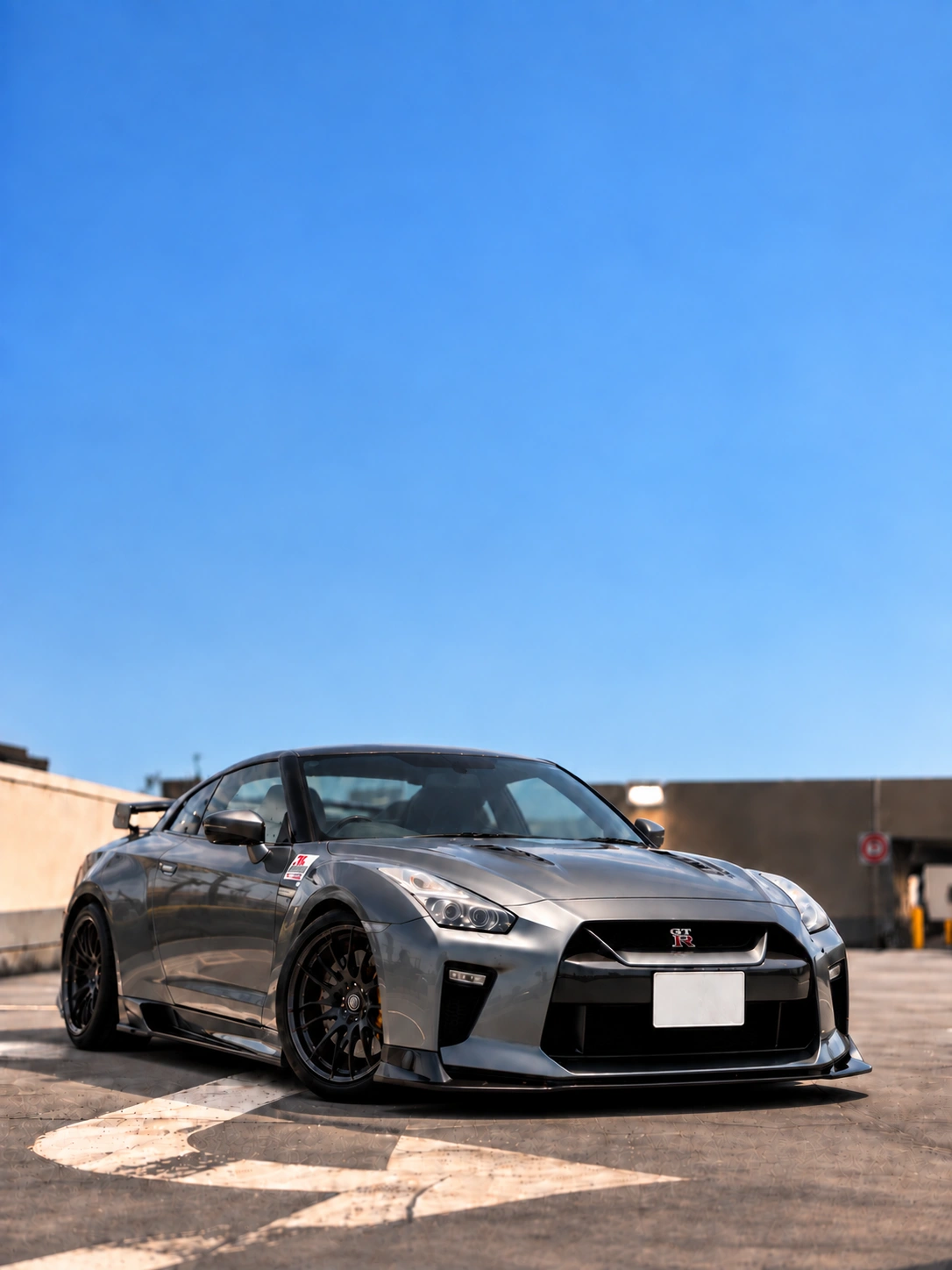 NISSAN GT-R R35 Nissan GT-R R35 Godzilla