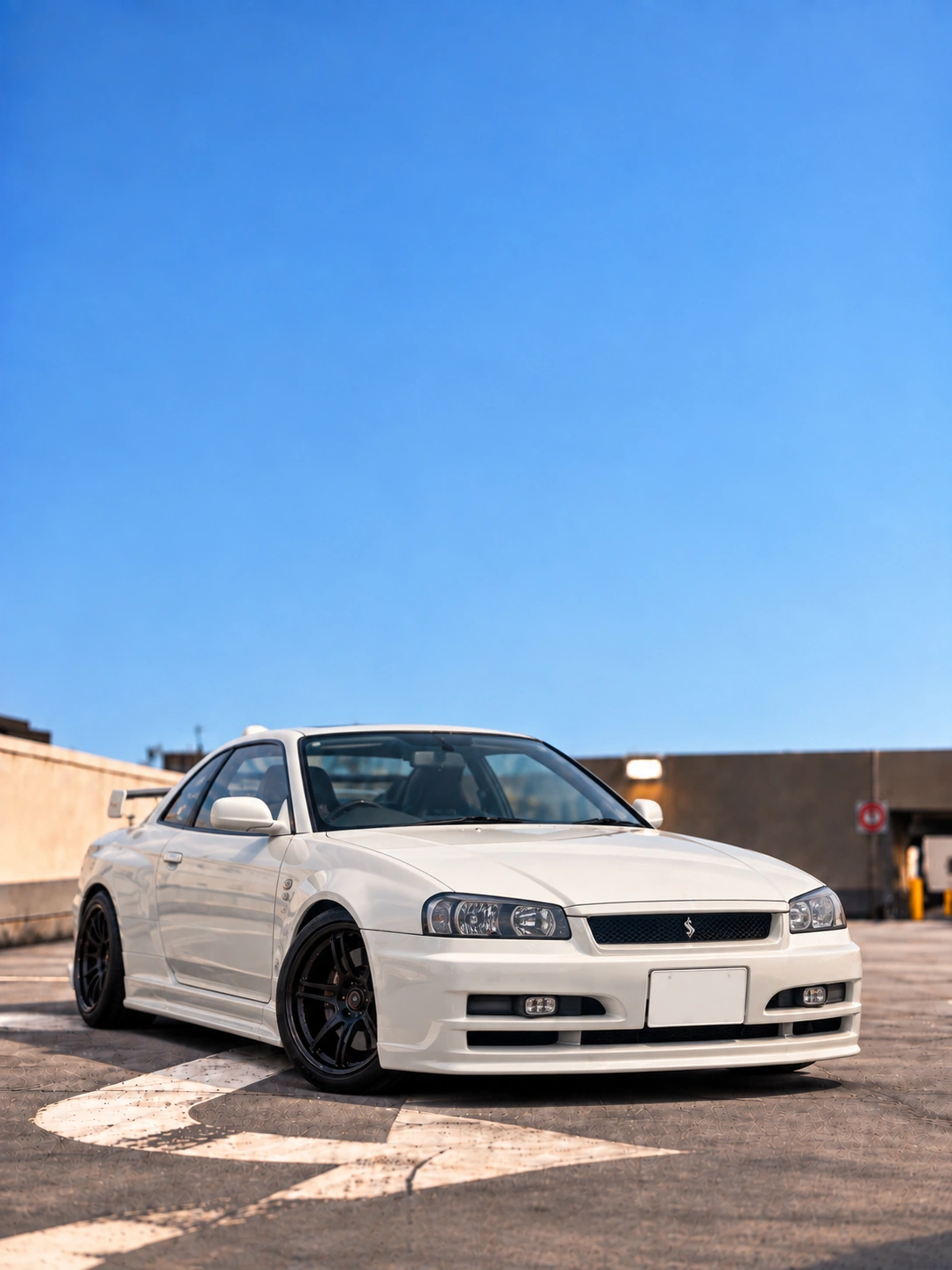 NISSAN Skyline R34 ER34 Coupe Nissan Skyline R34 ER34 Coupe Pearl White