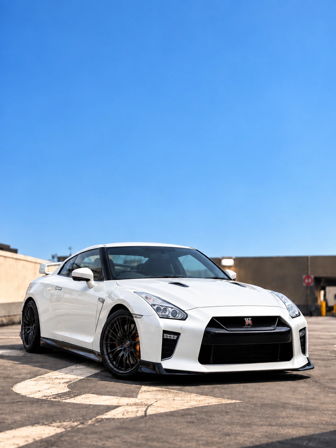 NISSAN GT-R R35 Nissan GT-R R35 White Dragon